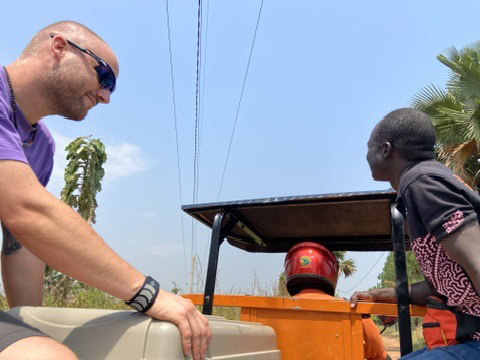 Lichtstrahl uganda therapiehunde fahrt